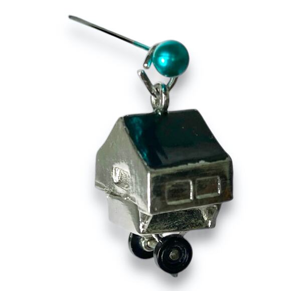 Vintage Charm Travel Trailer Camper Silver Tone Wheels Turn Whimsical 1950s RARE - Picture 5 of 13